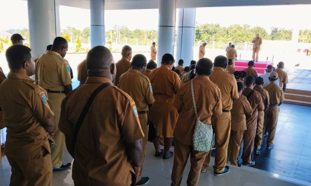 Hanya Tiga Pimpinan OPD Hadir, Kadis Pendapatan Daerah Maybrat Soroti Disiplin ASN