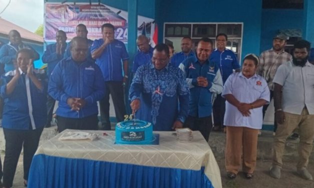 Rayakan HUT ke-24 Partai Demokrat, Karel Murafer Ajak Semua Pihak Bersatu Membangun Maybrat