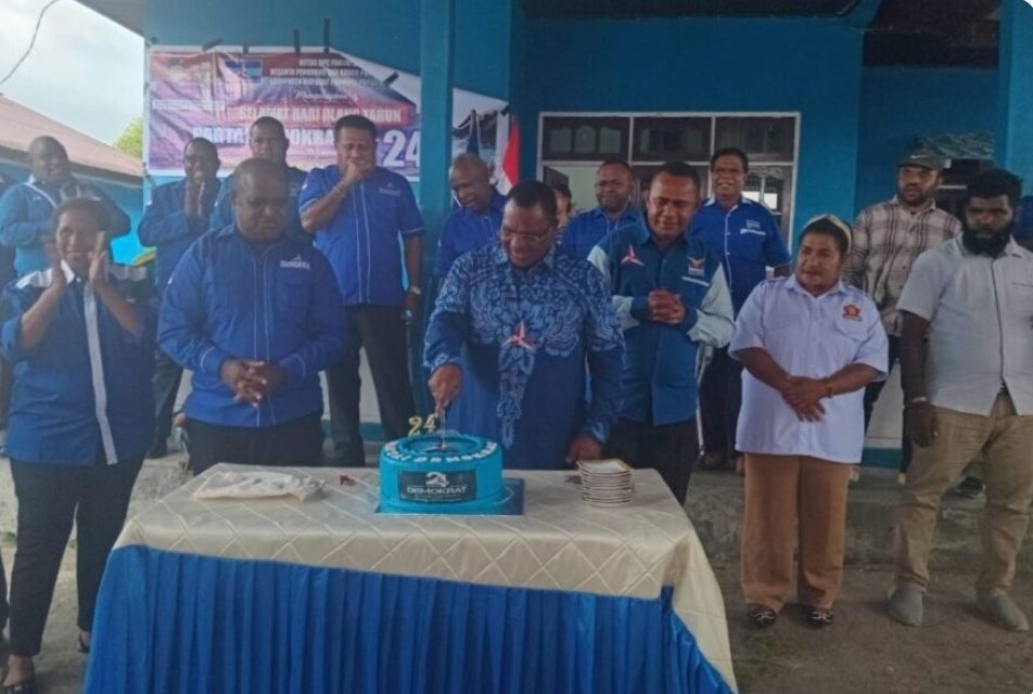 Rayakan HUT ke-24 Partai Demokrat, Karel Murafer Ajak Semua Pihak Bersatu Membangun Maybrat