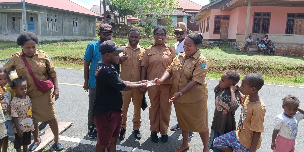 Ibu Kepala Suku Fategomi se-Tanah Papua Yosina Iek Fasilitasi Penyelesaian Damai di Kampung Asmuruf U, Aitinyo Utara
