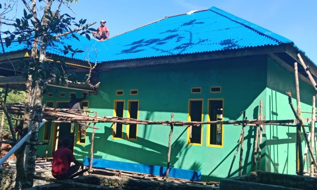 Markus Yewen:Pembangunan Rumah Warga Kampung Kuraso Sudah Capai 80 Persen