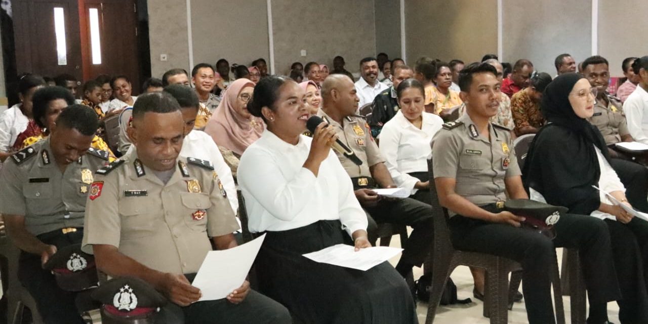 Wakapolres Sorong Selatan Pimpin Sidang BP4R Bagi Delapan Anggota Polri