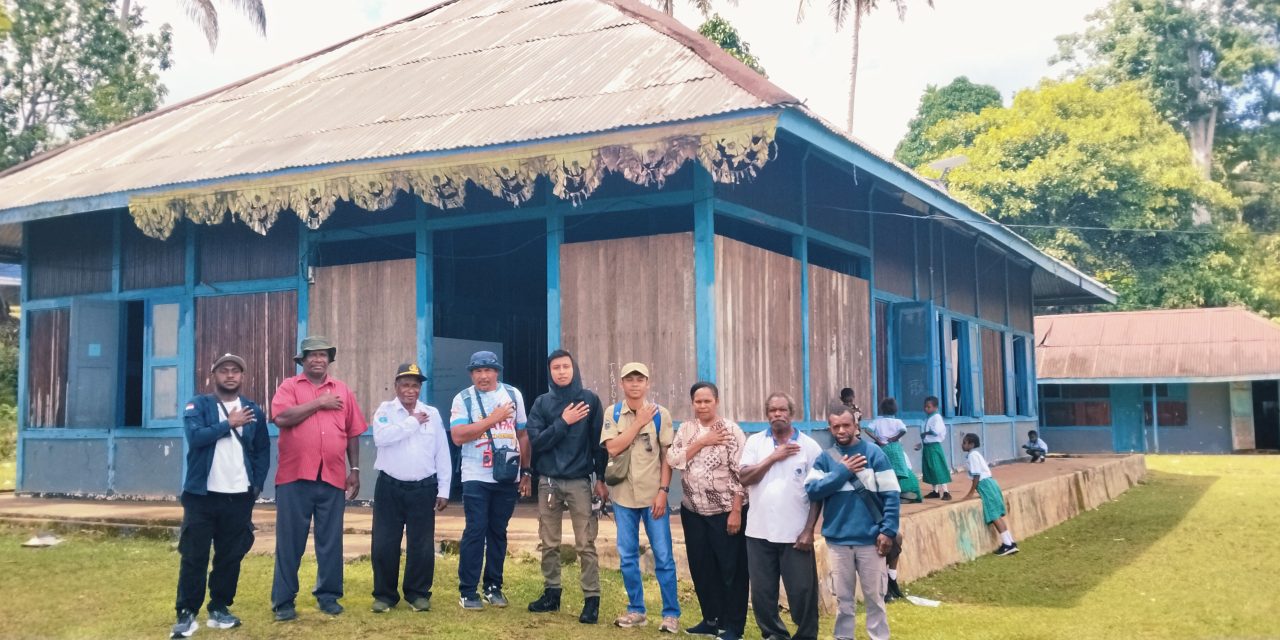 Staf Balai Pelestarian Kebudayaan Wilayah XXIII Lakukan Studi Kelayakan Rumah HPB di Ayamaru