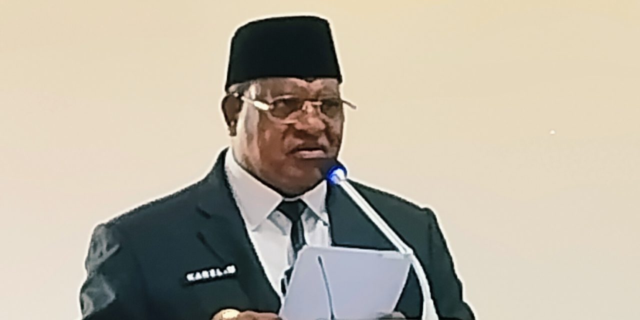 Bupati Maybrat Karel Murafer Sampaikan Nota Keuangan Rancangan Perubahan APBD Tahun 2025 di Sidang Paripurna DPRK