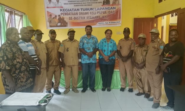 Dinas Dukcapil Maybrat Gelar Pendataan Orang Asli Papua di Distrik Ayamaru Jaya