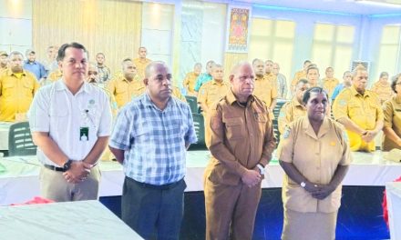 Pemkab Maybrat dan Pemprov Papua Barat Daya Gelar Sosialisasi dan FGD Penguatan Masyarakat Hukum Adat dan Pengelolaan Lingkungan Hidup