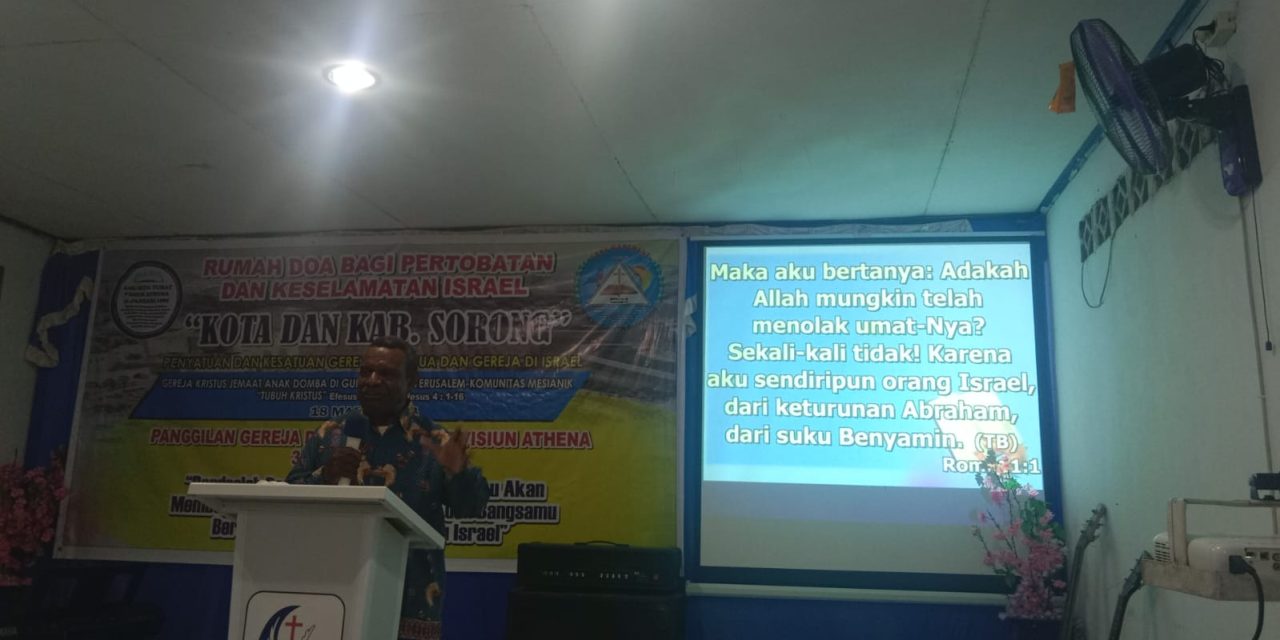 Pdt. Sthepanus Worait S.Th. Pimpin Ibadah Bertema “Tidak Dilupakan oleh Tuhan” di GPdI Jemaat Bukit Sion Malanu Sorong