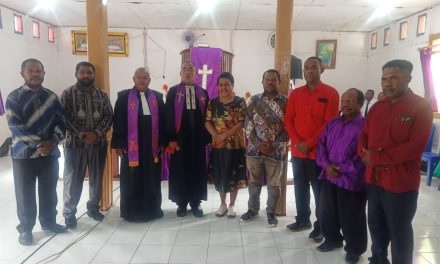 GKI Tabor Tofot Laksanakan Serah Terima Jabatan Ketua Harian Jemaat