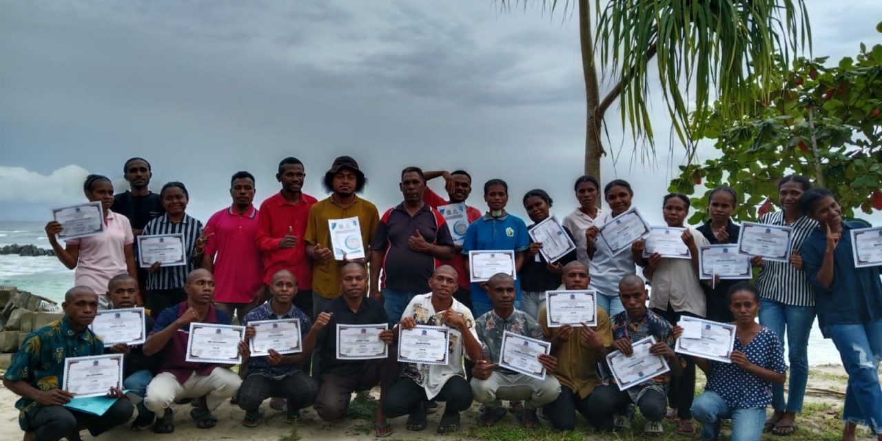 Panitia Pembinaan Asrama Mahasiswa Sorong Selatan Resmi Dibubarkan di Pantai Abasi Manokwari