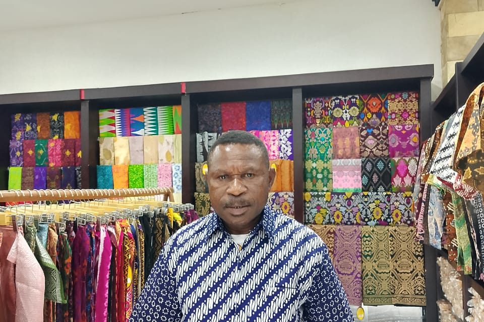 Melkias Homer Imbau Jaga Keamanan Jelang Natal di Sorong Selatan