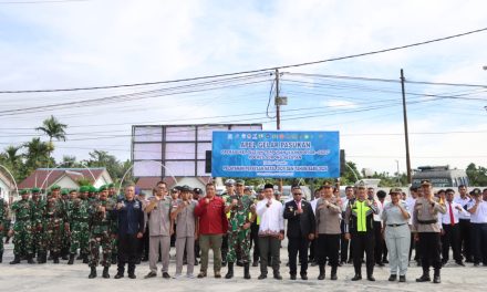 Wakil Bupati Sorong Selatan Pimpin Apel Gelar Pasukan Operasi Kepolisian Terpusat “Lilin Dofior-2025”