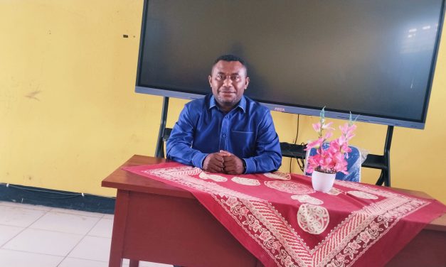 Wakil Ketua Banggar DPRK Maybrat Fraksi NasDem Naftali Kambu Tinjau SMPN 2 Ayamaru: Temukan Sejumlah Masalah Serius, Minta Kepala Sekolah Diganti