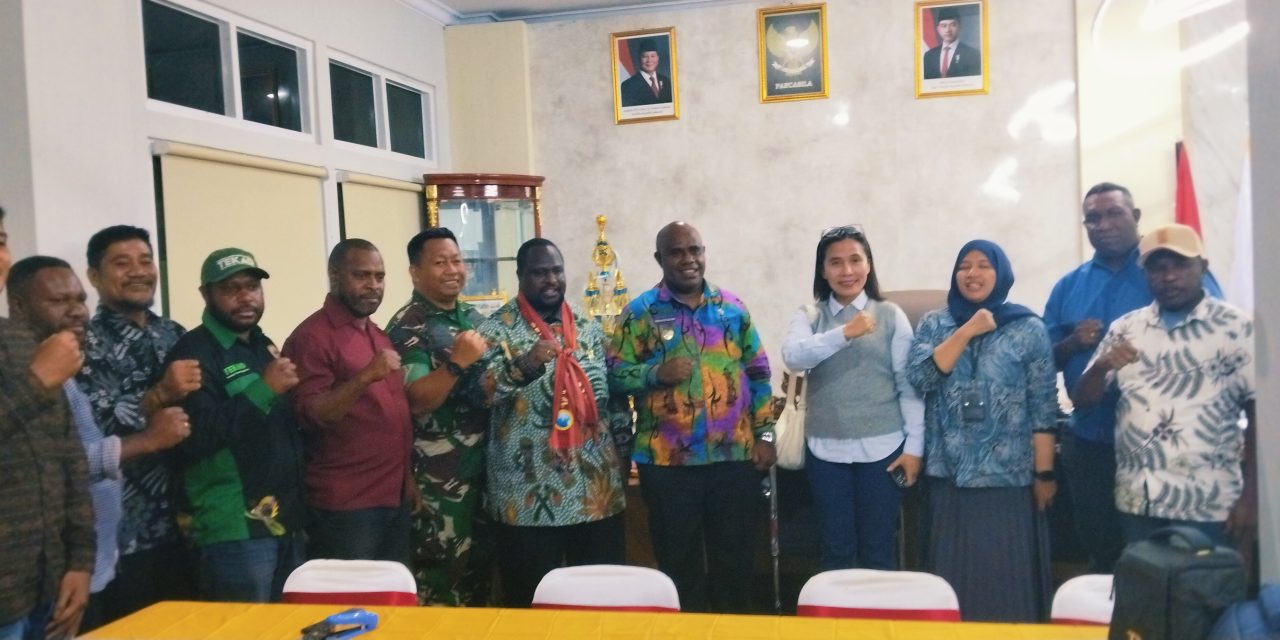Tim Pengawas TEKAD Kementerian Desa Tinjau Program Pemberdayaan di Maybrat