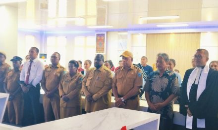 Sekda Maybrat Lantik UPTD PPA dan Kukuhkan Forum Anak Kabupaten Maybrat