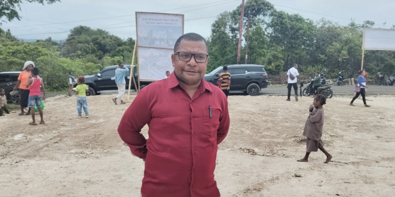 Ketua Panitia Jelaskan Pembangunan Tugu Pekabaran Injil di Kampung Jitmau dan Ikuf