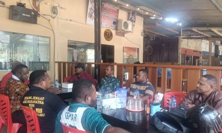 Rapat Terbuka Tim Lokakarya Sejarah Masuknya Injil di Wilayah Mare Digelar di Sorong