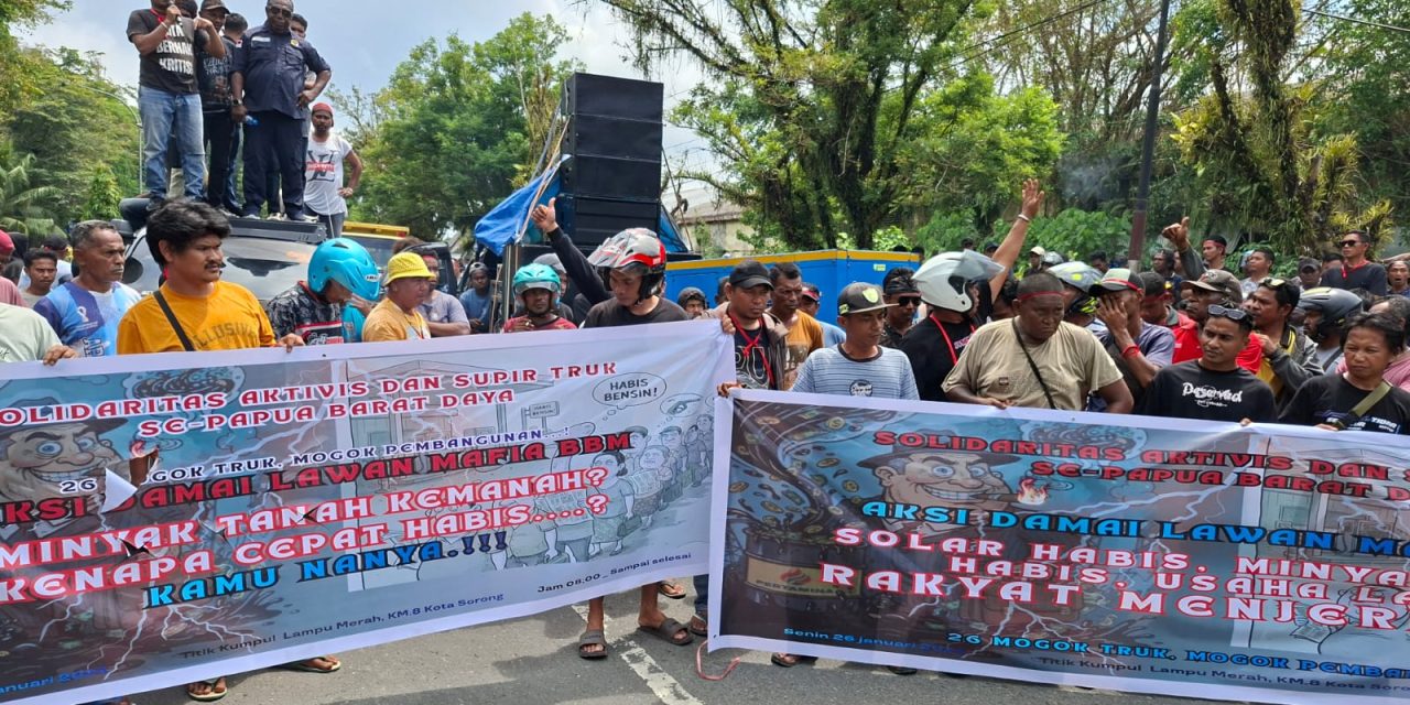 Ratusan Sopir Truk Demo DPRP Papua Barat Daya, Tuntut Berantas Mafia BBM