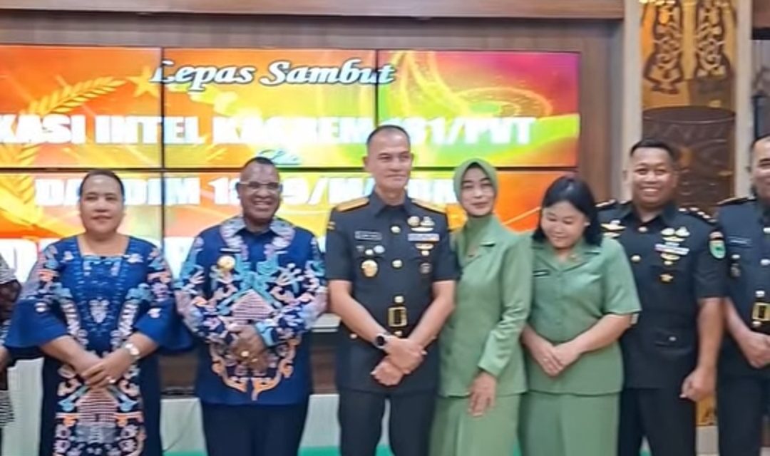 Bupati Maybrat karel Murafer Hadiri Sertijab dan Lepas Sambut Dandim 1809/Maybrat