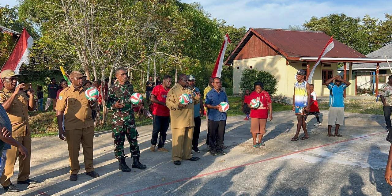 Pemkab Maybrat Resmi Buka Turnamen Voli dan Gawang Mini HUT ke-70 Paroki Santo Yoseph Ayawasi