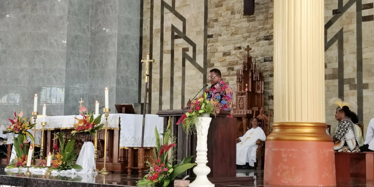 Bupati Maybrat Apresiasi Peran Paroki Santo Yosep Ayawasi di Usia ke-70 Tahun