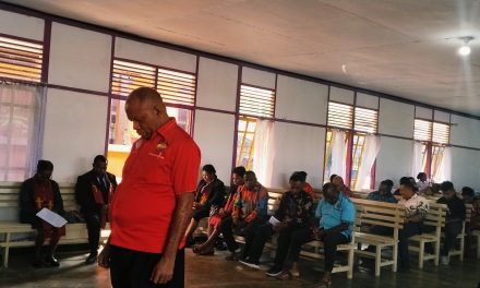 Ketua PHMJ Jemaat GKI Maranatha Kartapura Lantik Ketua Komite SD YPK Maranatha kartapura-Men.