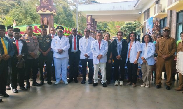 Wabup Maybrat Ferdinando Solossa Launching Pengobatan Gratis, Hadirkan Dokter Spesialis Layani Masyarakat