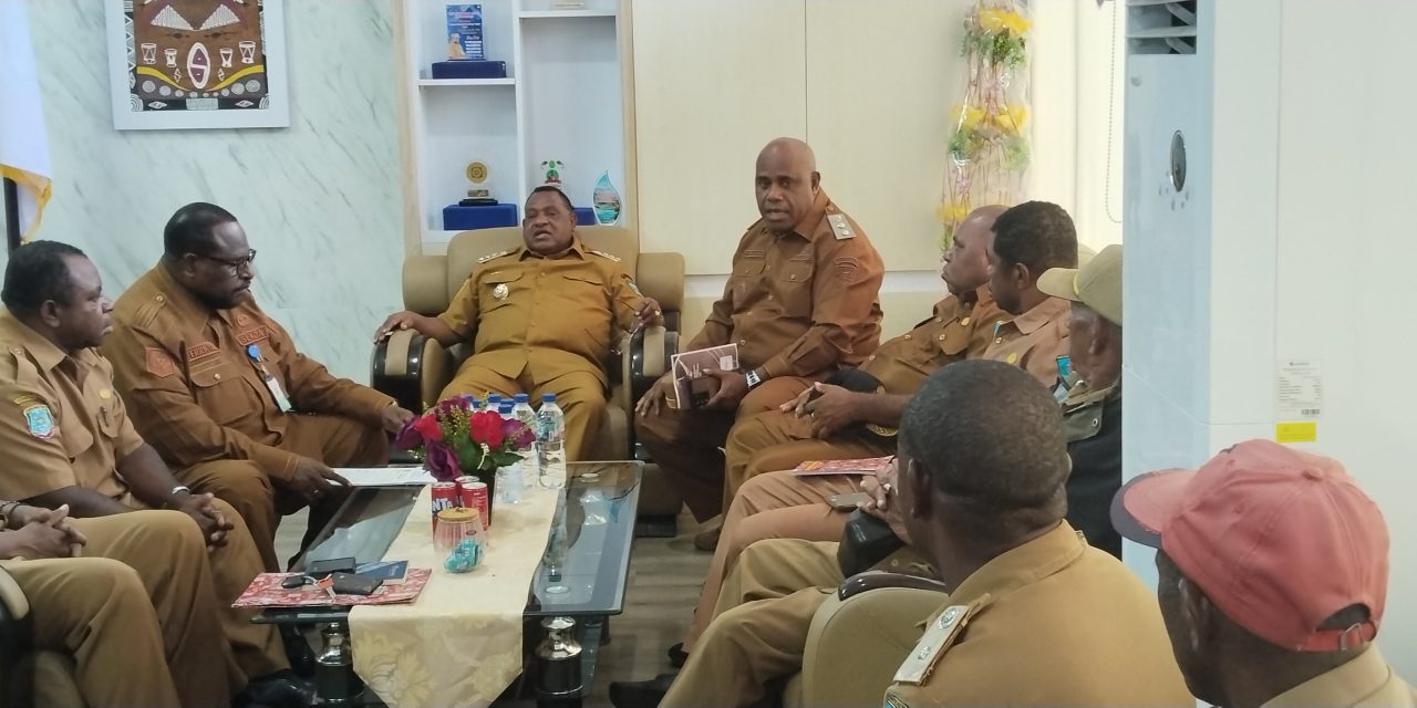 Bupati Maybrat Gelar Rapat Bersama 259 Kepala Kampung Bahas Dana Kampung dan Administrasi