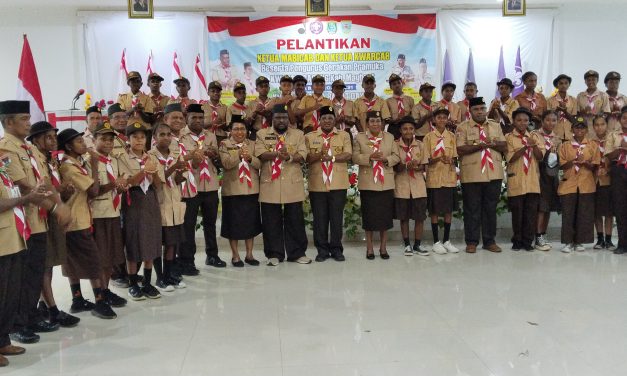 Ketua Kwarda Papua Barat Daya Orpa SusanaKambuaya Lantik Mabicab dan Pengurus Kwarcab Pramuka Maybrat