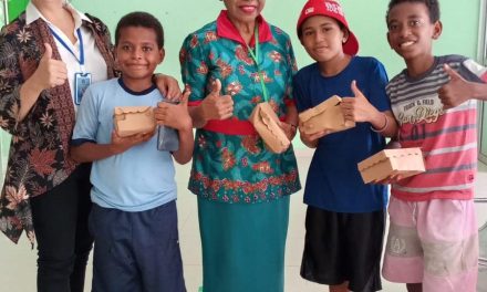 Mitra Sosial Peduli Kemanusiaan Papua Berbagi Kasih kepada Pasien di RSUD Sele Be Solu Kota Sorong