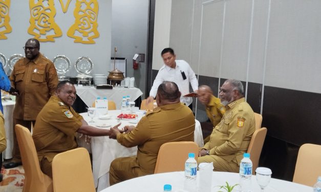 Bupati Maybrat Karel Murafer Hadiri Monitoring dan Evaluasi Program Jaminan Sosial Ketenagakerjaan dalam Rangka Pencapaian UCJ Papua Raya 2026