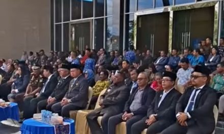 Bupati maybrat karel Murafer menghadiri Hut kabupaten sorong yang ke-59 Tahun