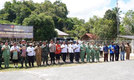Bupati Petronela Krenak Resmi Buka TMMD Ke-129 di Kampung Sesor, Tegaskan Sinergi TNI dan Masyarakat Percepat Pembangunan Sorong Selatan