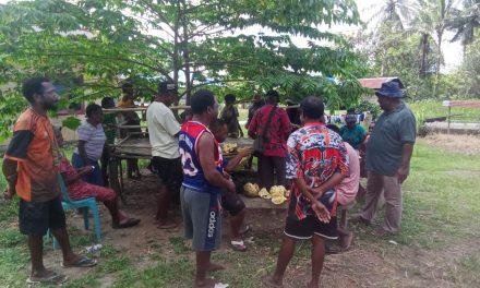 Elimas Howay Borong Hasil Panen Cempedak Warga Aifat Selatan Timur, Dorong Perputaran Ekonomi Masyarakat