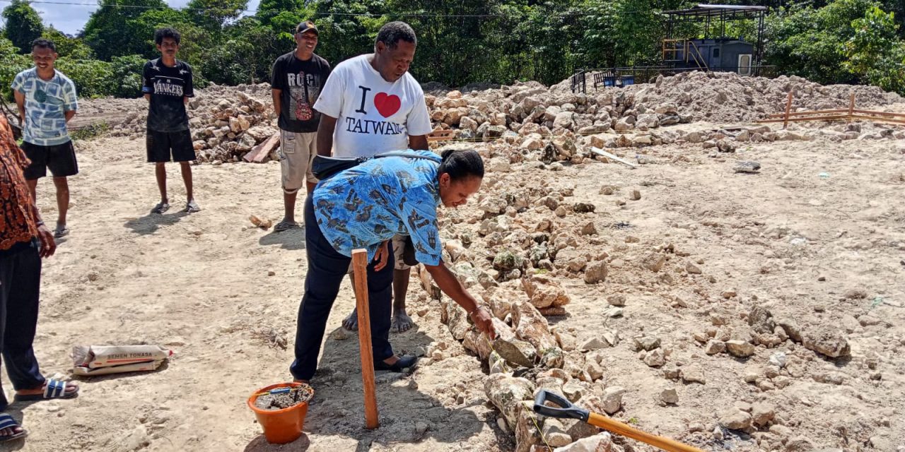 Kepala Puskesmas Mare Selatan Hadiri Peletakan Batu Pertama Rumah Dinas Tenaga Kesehatan, Bahas Persiapan HUT ke-81 RI