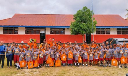 BPBD Maybrat Edukasi puluhan Siswa Lewat Sosialisasi dan Simulasi Tanggap Bencana di SD YPK Imanuel Segior