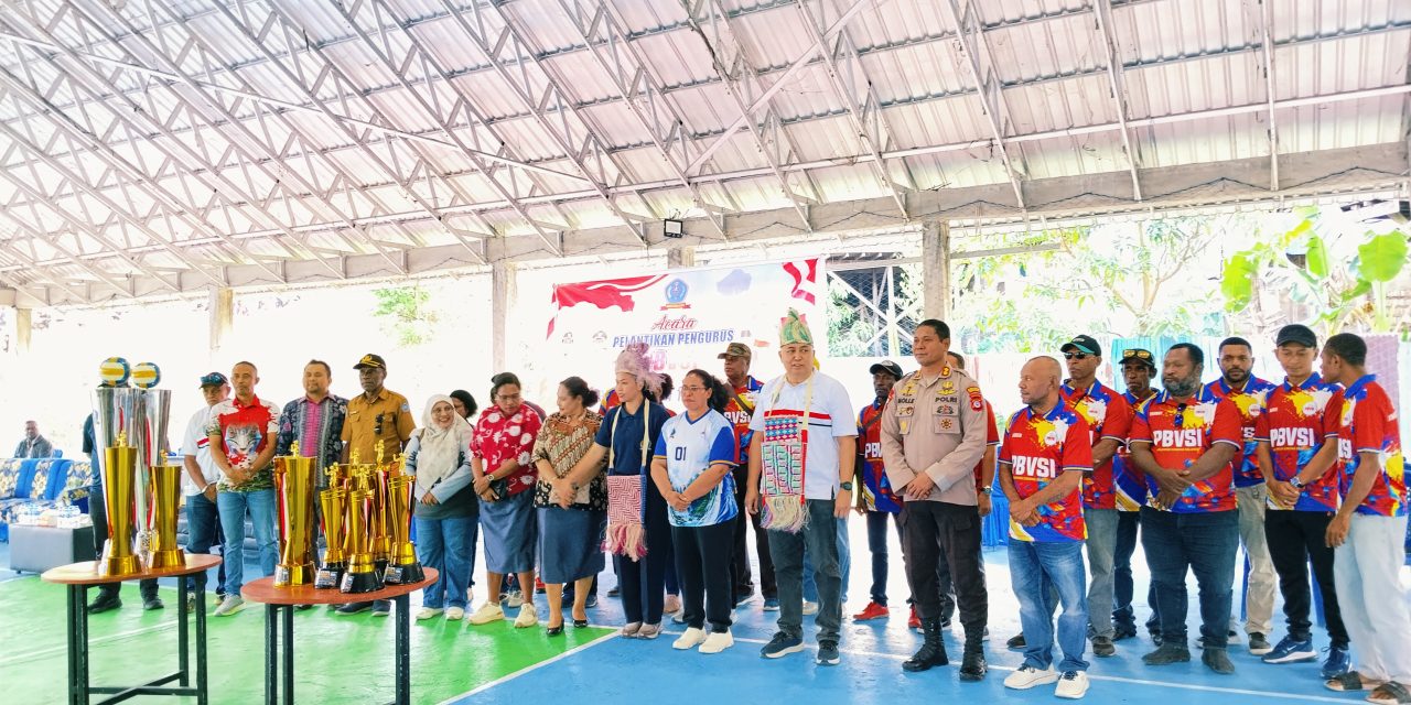 Bupati Sorong Selatan Buka Turnamen Voli HUT ke-23, kabupaten sorong selatan dan HUT RI-81 serta Bonus Juara Rp50 Juta Jadi Sorotan
