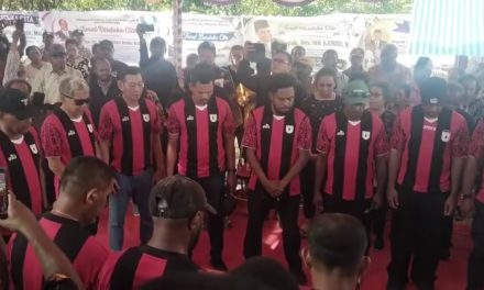 Sosok MR Kambu Dikenang sebagai Tokoh Sepak Bola Nasional, Bapak Kaderisasi, dan Birokrat Teladan Tanah Papua
