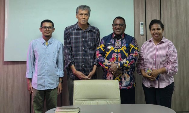Bupati Maybrat Serahkan Permohonan Pembebasan Lahan 10 Hektare untuk Pembangunan Sekolah Rakyat ke Kementerian Kehutanan