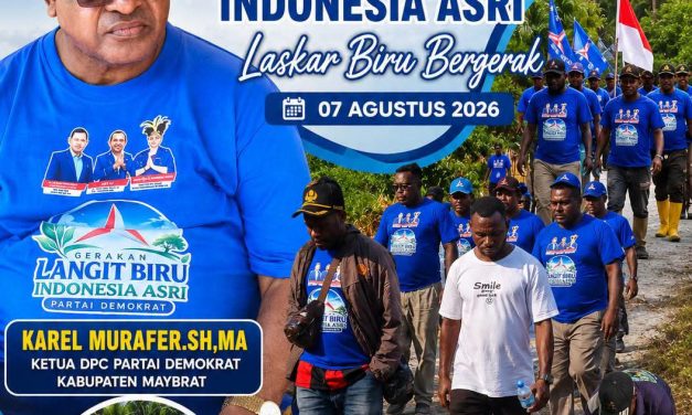 DPC Demokrat Maybrat Gelar Kerja Bakti Gerakan Langit Biru Indonesia Asri, Karel Murafer Salurkan Sembako untuk Pelajar