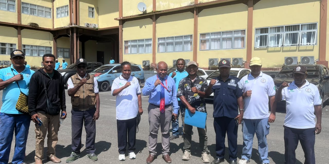 Didampingi Warinussy, Ketua Koperasi TKBM Manokwari Penuhi Undangan Klarifikasi Polda Papua Barat