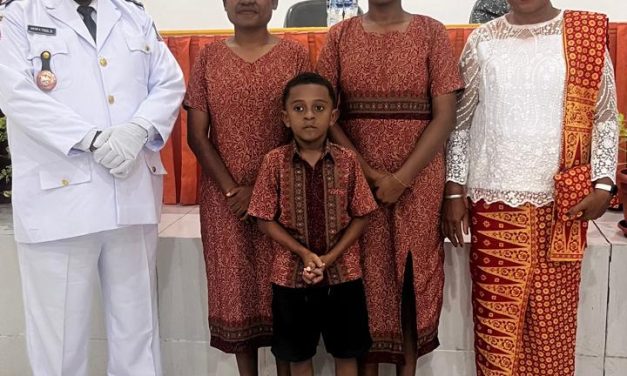 Viktor Haja Thesia Resmi Dilantik sebagai Kepala Distrik Teminabuan