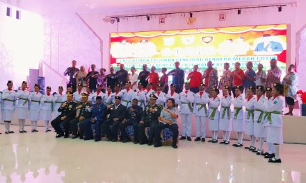 Bupati Maybrat Kukuhkan Pasukan Pengibar Bendera Merah Putih untuk HUT ke-81 Kemerdekaan RI