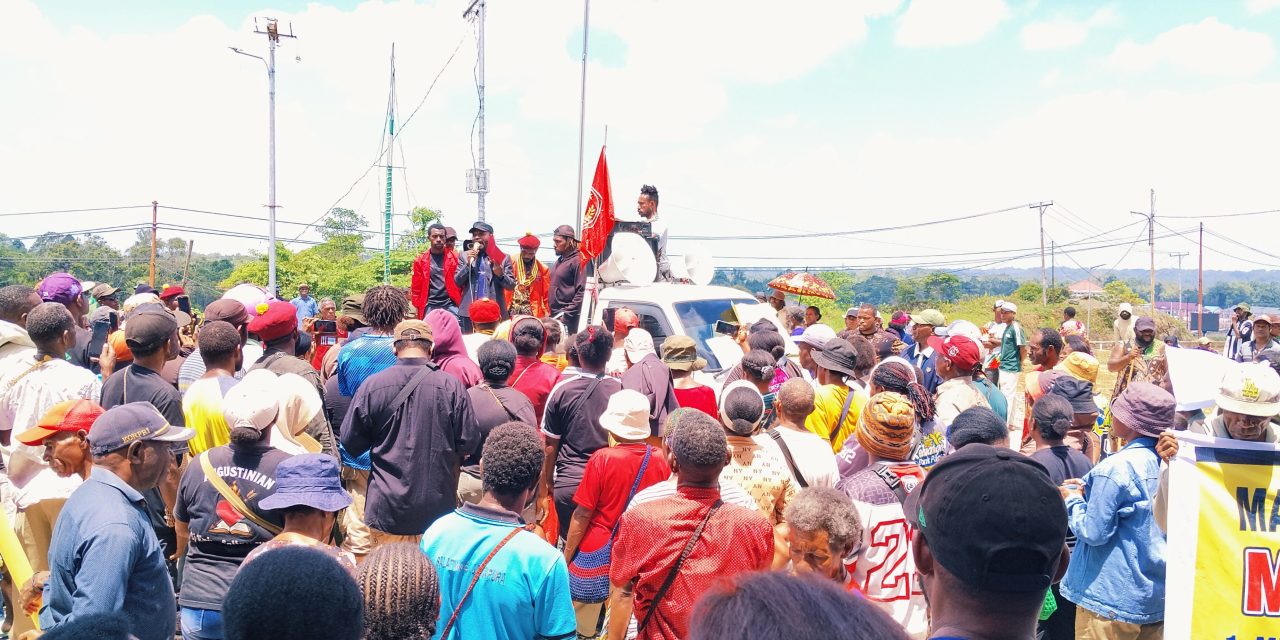 Ketua DPRK Maybrat Silas Frasawi Tegaskan Aspirasi Massa Aksi Diterima dan Siap Dikawal