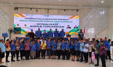 Disdikpora Maybrat Tegaskan Kepala Sekolah Wajib Disiplin dan Bertanggung Jawab