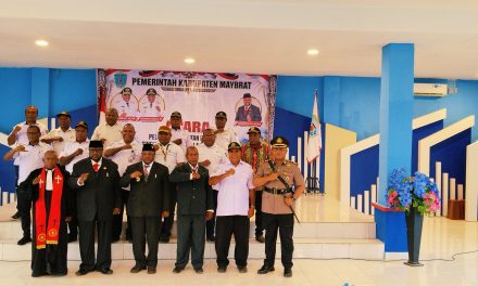 Bupati Maybrat Lantik Gerzon Hara sebagai Kepala Dinas Sosial, Yance Kaitana Ditunjuk sebagai Plt Kepala Dinas Pertanahan