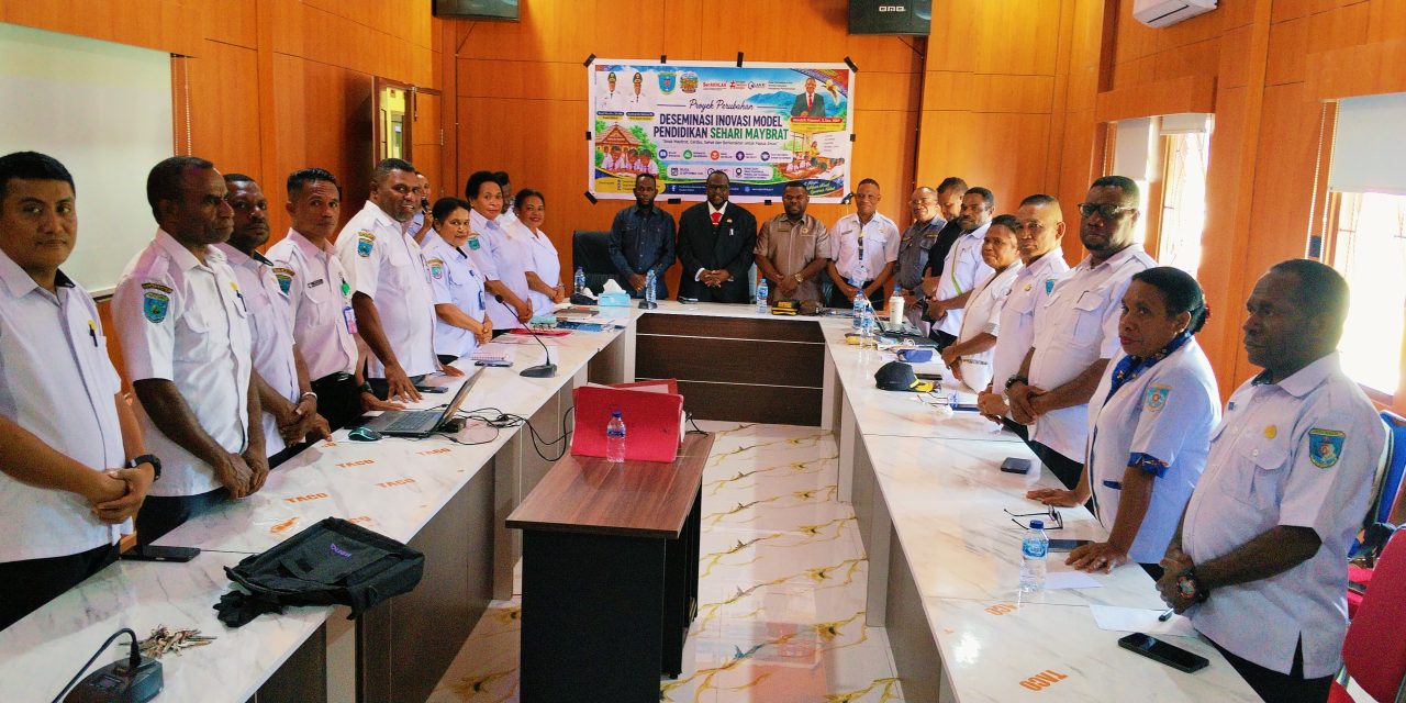 Sekda Maybrat Buka Diseminasi Inovasi Model Pendidikan Sehari Maybrat