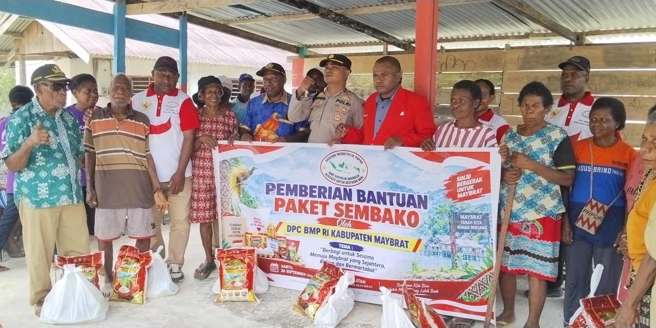 DPC BMP RI Maybrat Salurkan Bantuan Sembako bagi Lansia dan Warga Membutuhkan di Mare Selatan