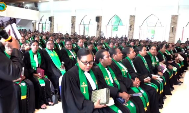 GKI di Tanah Papua Teguhkan 228 Pendeta, Ketua Sinode Andrikus Mofu Tekankan Pentingnya Pemberitaan Injil