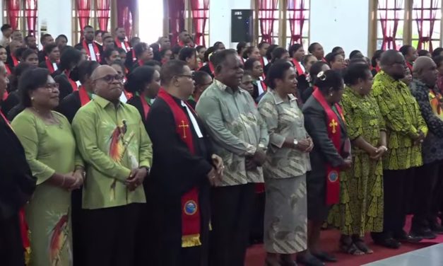 Sekda Maybrat Ferdinandus Taa Hadiri Peneguhan 191 Calon Pendeta GKI di Tanah Papua